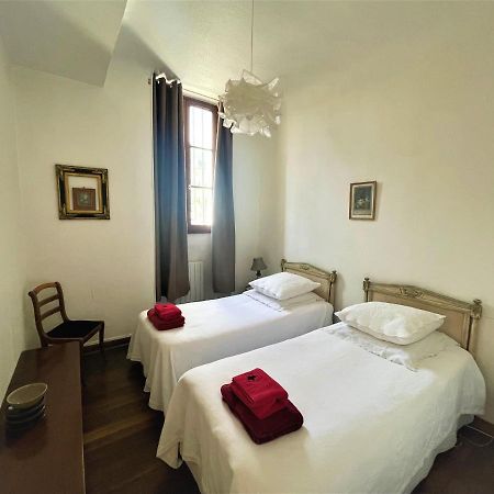 Tres Bel Appartement Dijonnais Place Wilson Gutembert Экстерьер фото